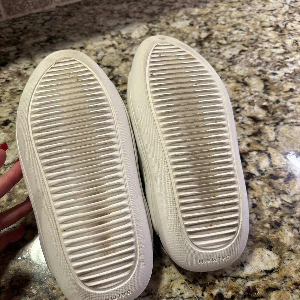 Balmain White Quilted Mules - Picture 8 of 9